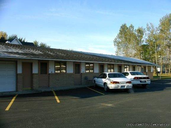 Budget Inn Long Prairie Екстериор снимка