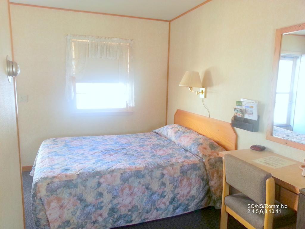 Budget Inn Long Prairie Стая снимка
